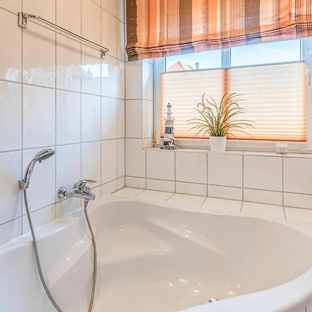 2 Bedroom In * Fehmarn