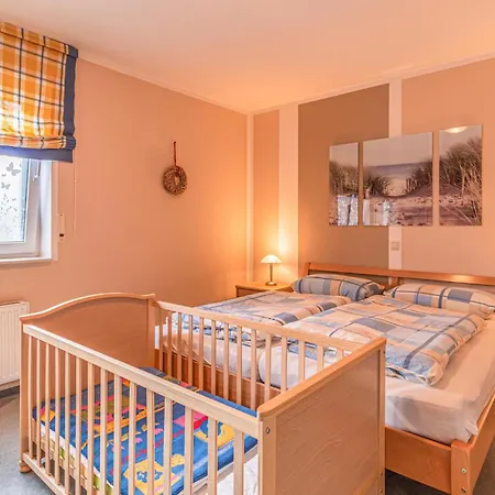 2 Bedroom In Appartement Fehmarn