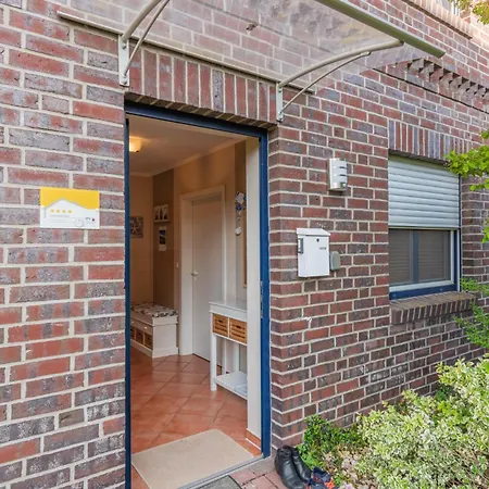 2 Bedroom In Appartement Fehmarn